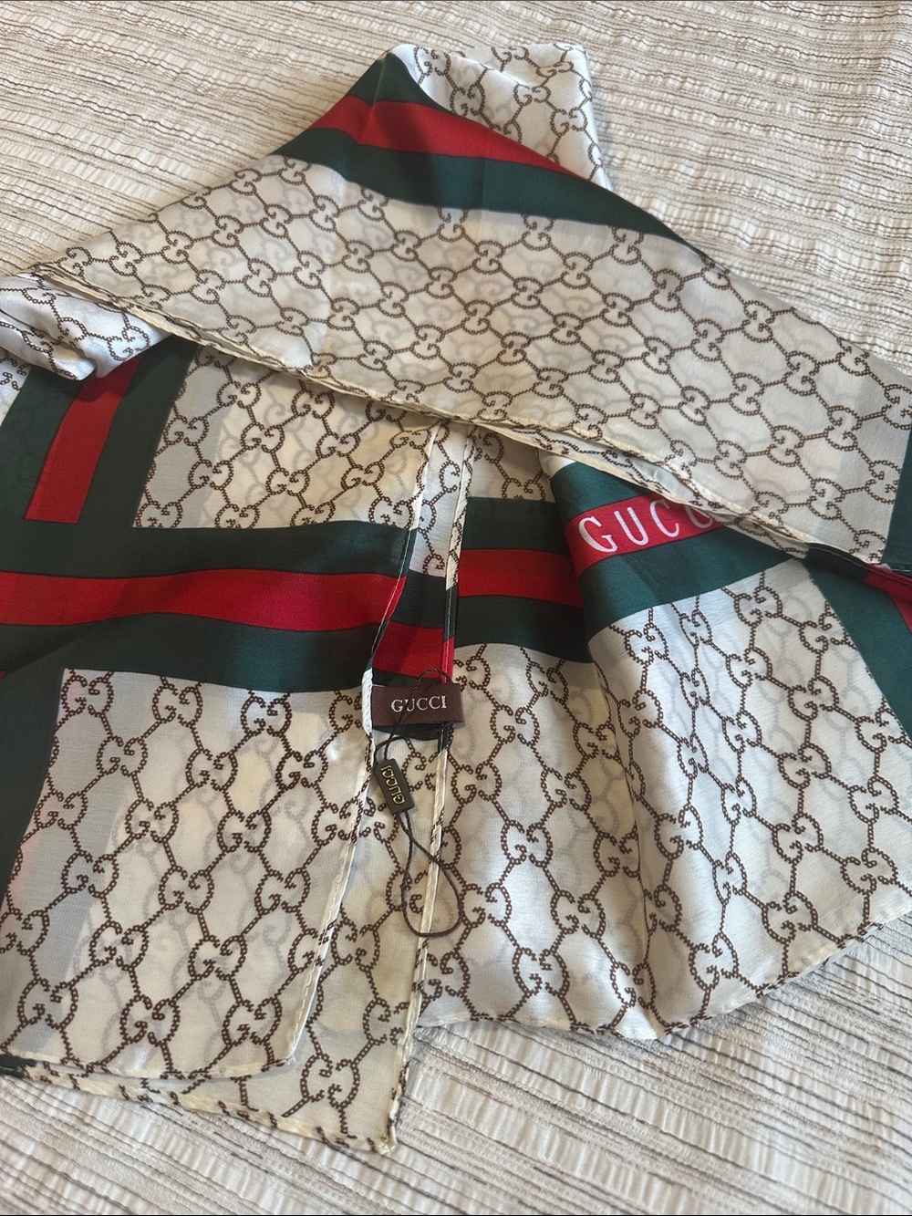 NWT Gucci Cream Silk Shaw/Scarf with Red and Green Web Stripe - Picture 5 of 10